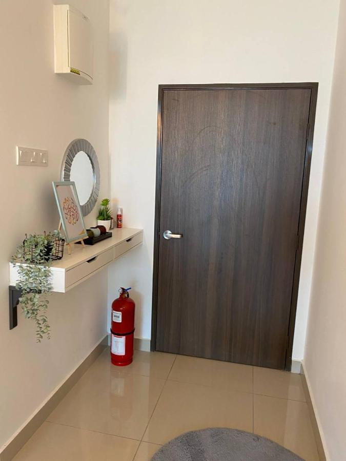 Family Stay, Sepang Klia, Free 2 Parking&Unifi Exterior photo